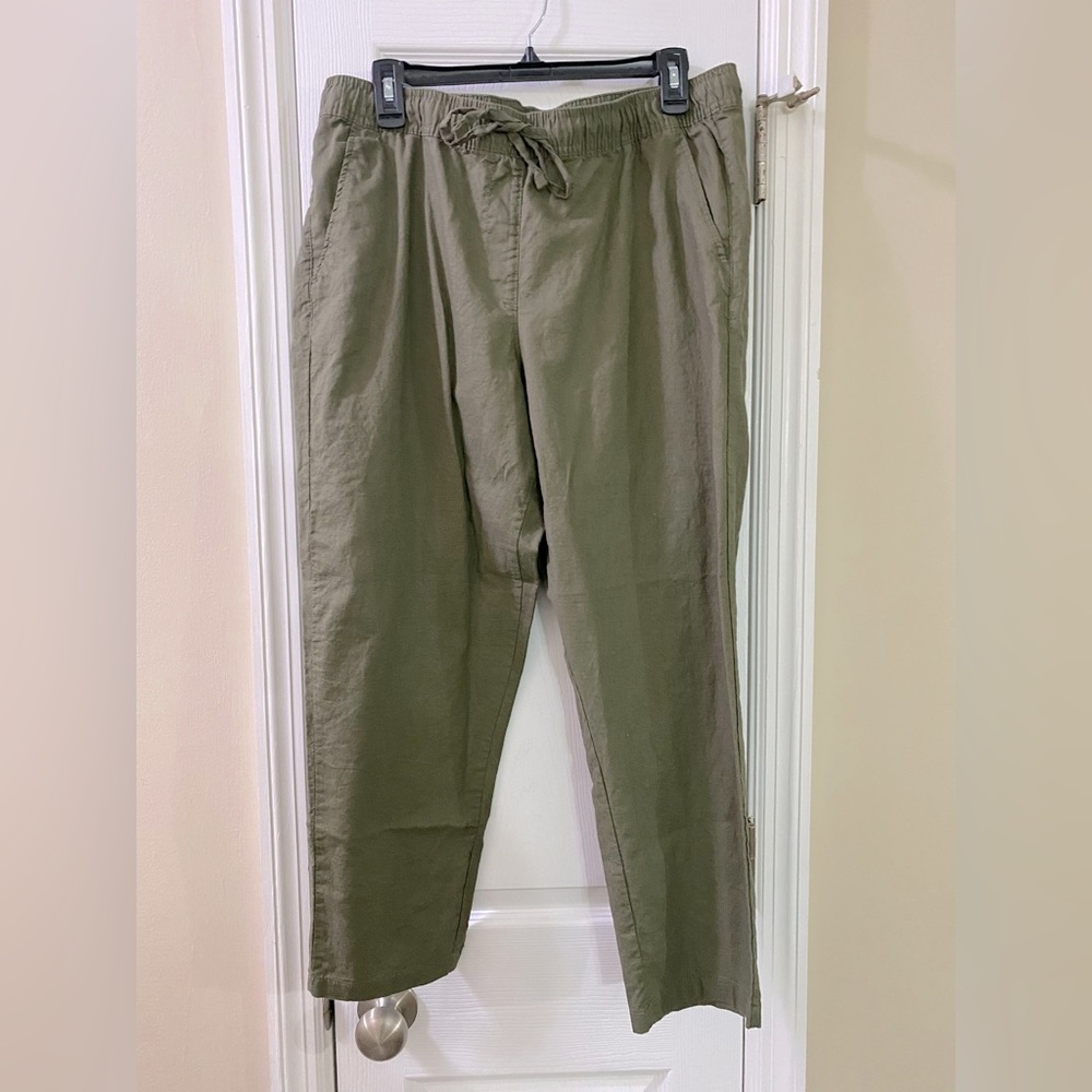 Women joggers
